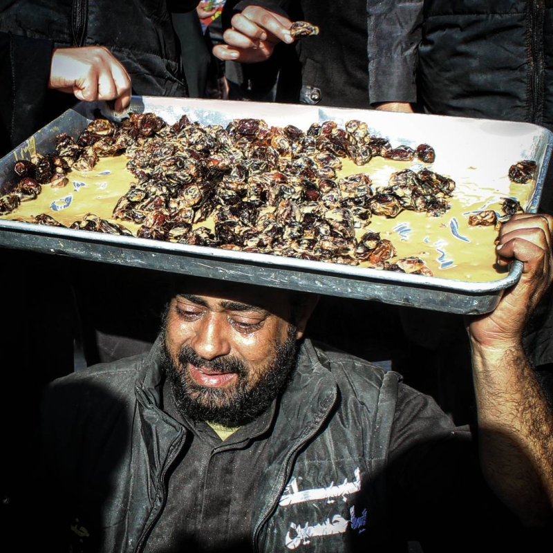 نذر خرما در مشهد